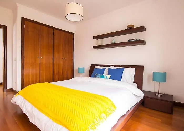 Turmhaus Mit Freier Garage By Interhome Lejlighed Aveiro