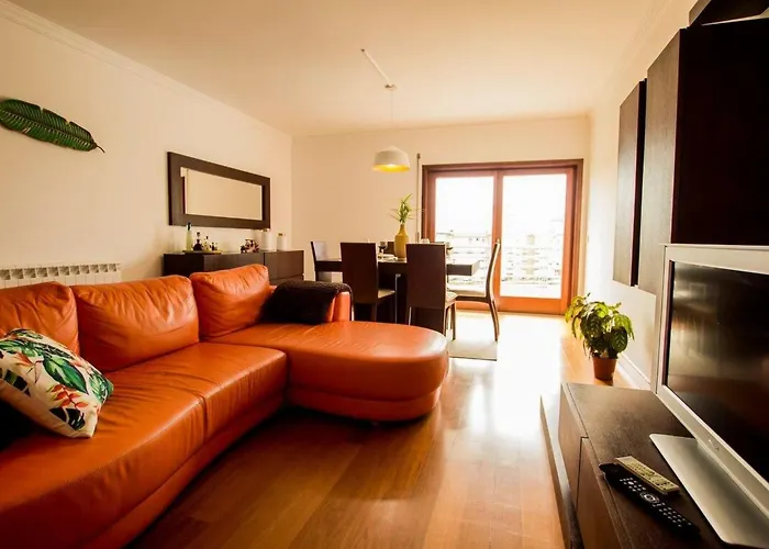 Turmhaus Mit Freier Garage By Interhome * Aveiro